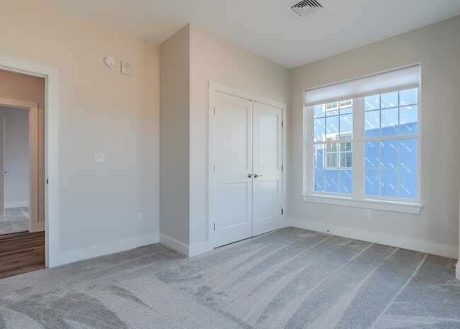 Building Photo - 18 Sullivan St