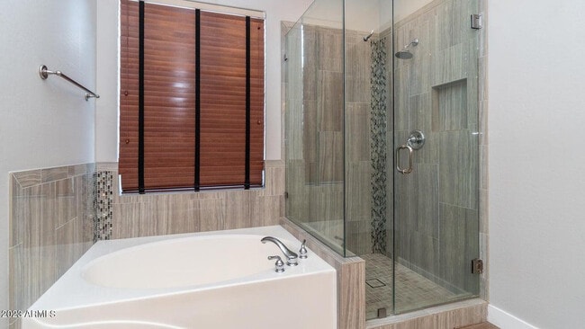 Building Photo - 3441 W Little Hopi Dr