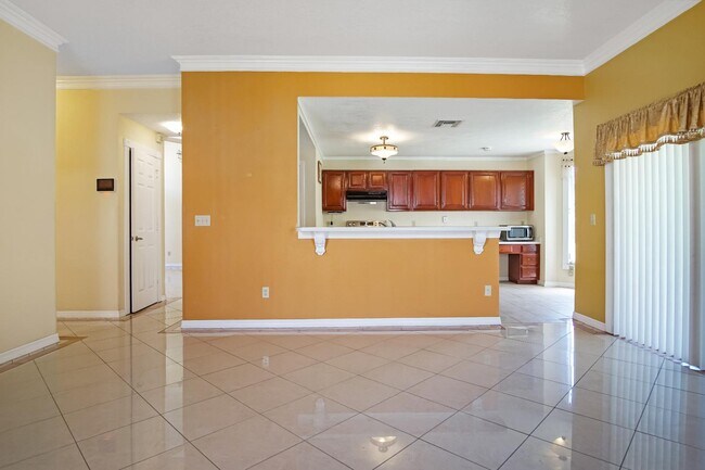 Building Photo - 458 Lytton Cir