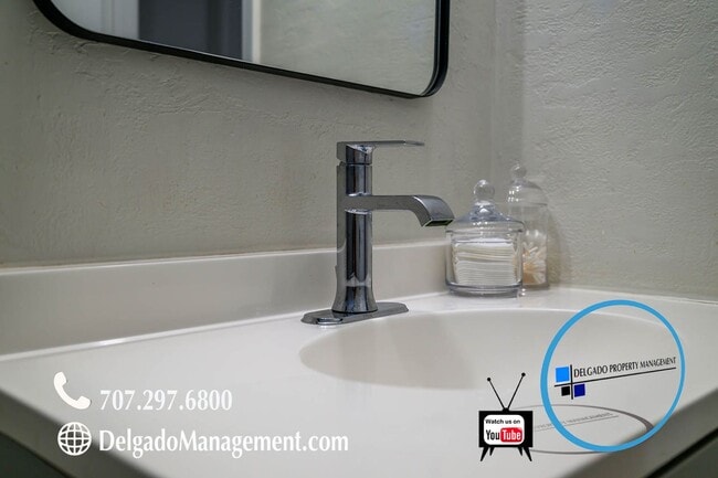 Building Photo - Benicia 2 bedroom condo