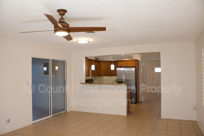 Building Photo - 5948 Mckee Lake Dr N