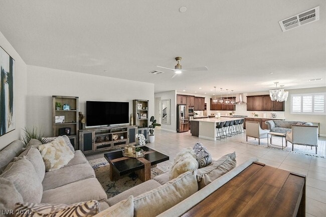 Building Photo - 505 Punto Vallata Dr