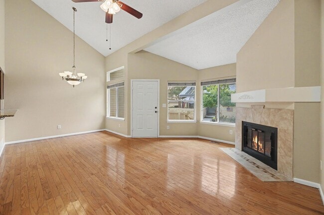 Building Photo - 8786 Allison Dr