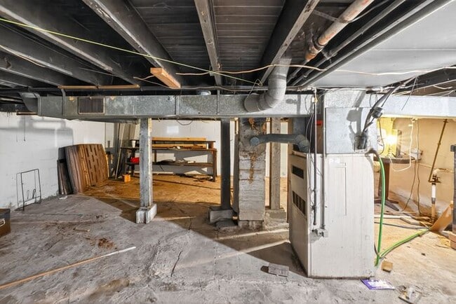 Building Photo - 3001 Myrtle Ave