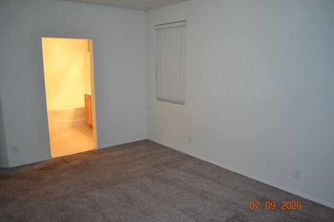 Building Photo - 2BED/2BA SOUTHWEST HOME - 1 STORY IN GATED COMMUNITY WITH POOL AREA AND SPA