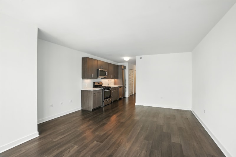 Building Photo - 16 E Randolph St