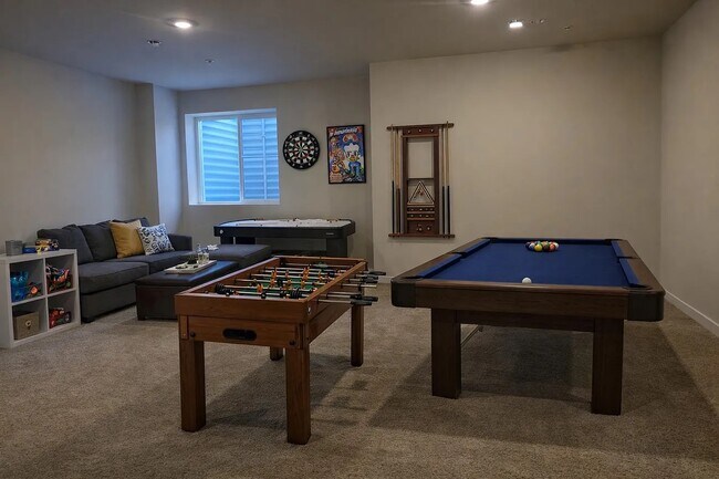 Building Photo - 101 Abramo Victor Dr