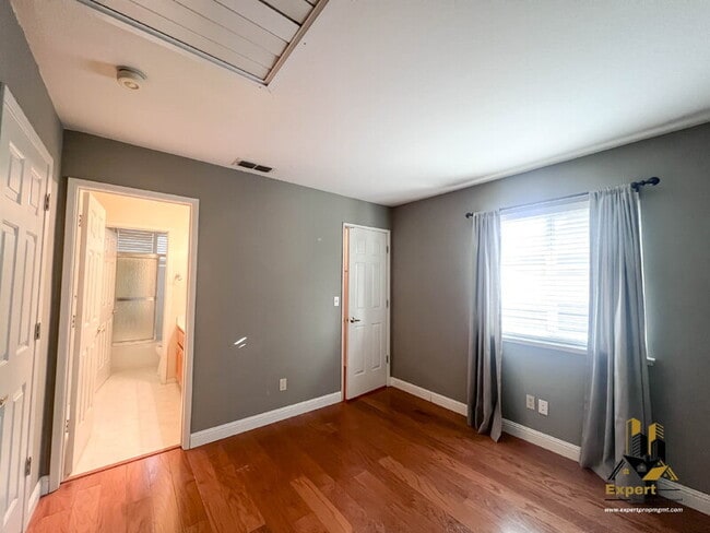 Building Photo - 8204 Eversley Ct