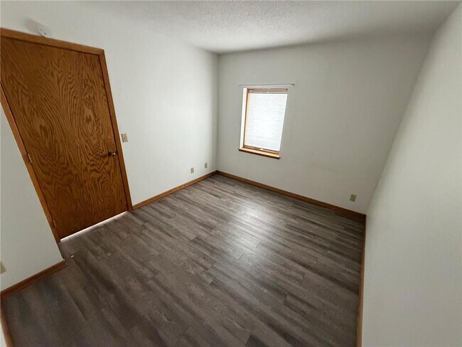 Building Photo - 316 Becker Ave SW