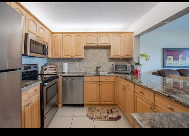 Building Photo - 303 Liberty Ct