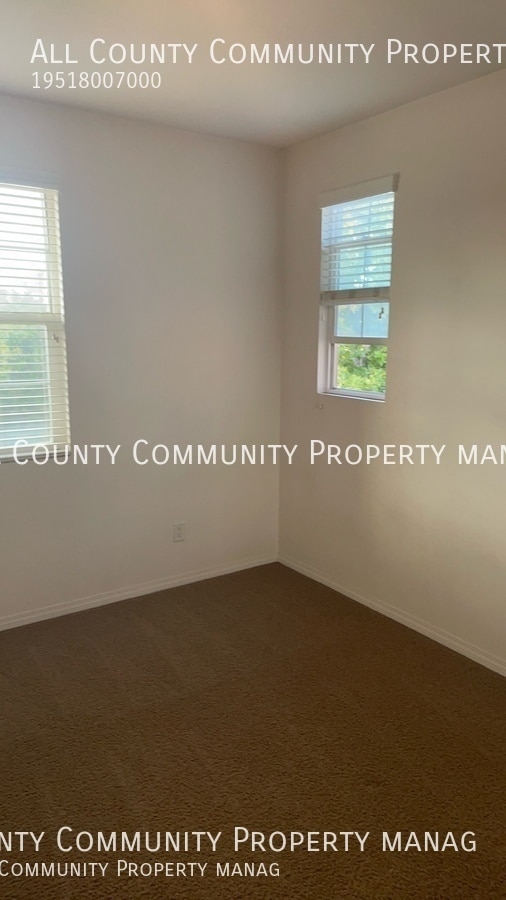 Building Photo - 40298 Hannah Way