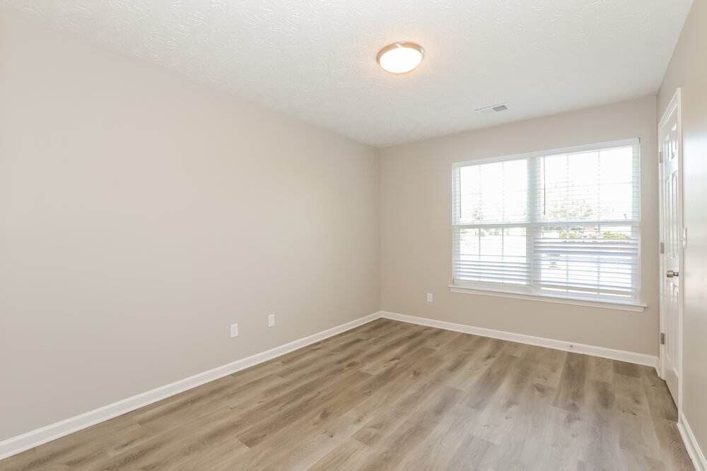 Building Photo - 25 Valley Brook Dr