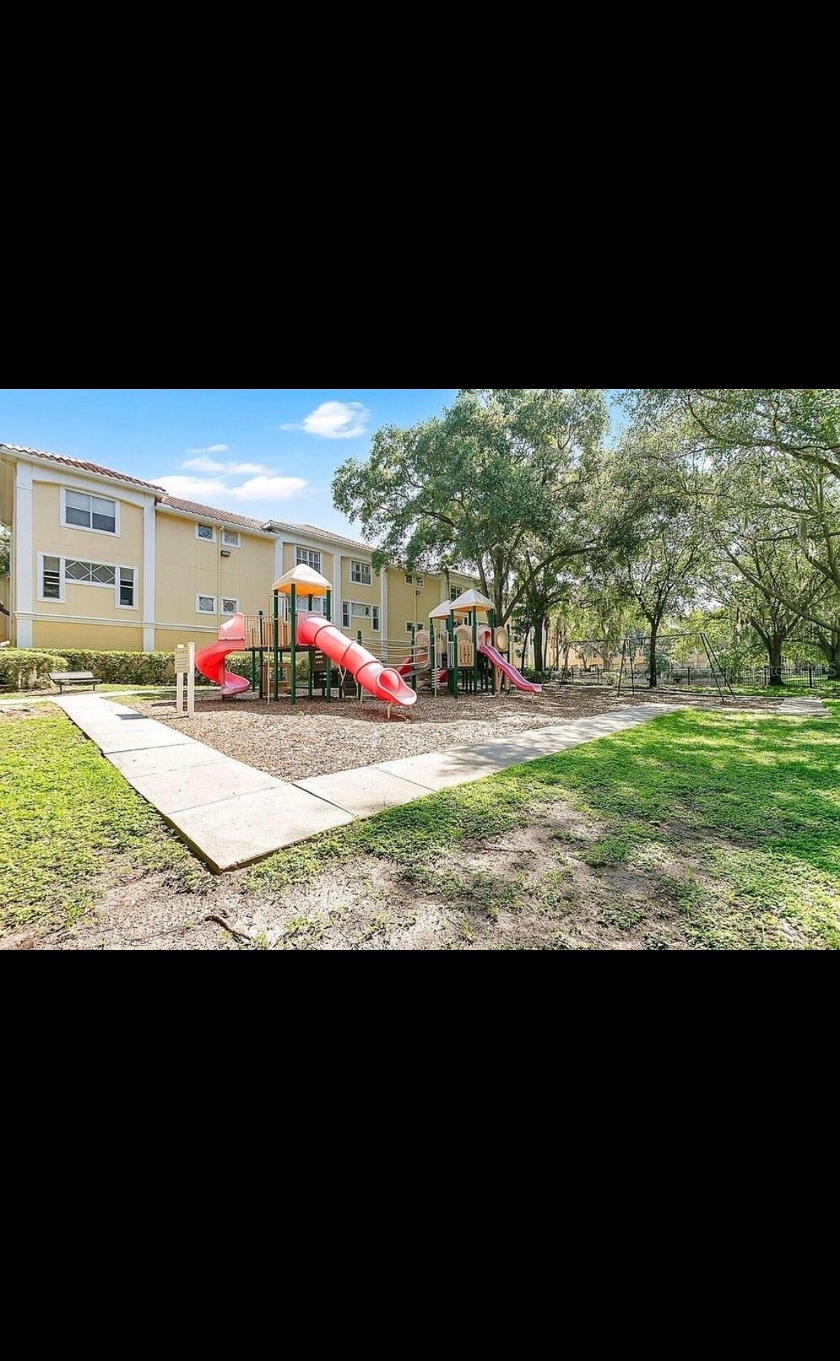 Building Photo - 1521 Legacy Club Dr