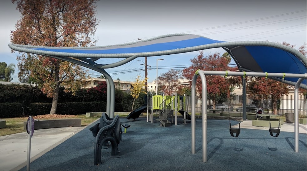 Palmer Park Playground - 728 E Palmer Ave