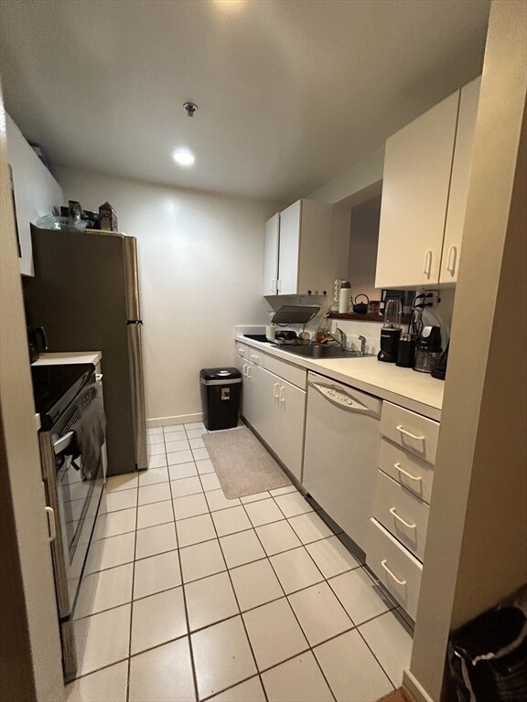 Building Photo - 950 Massachusetts Ave