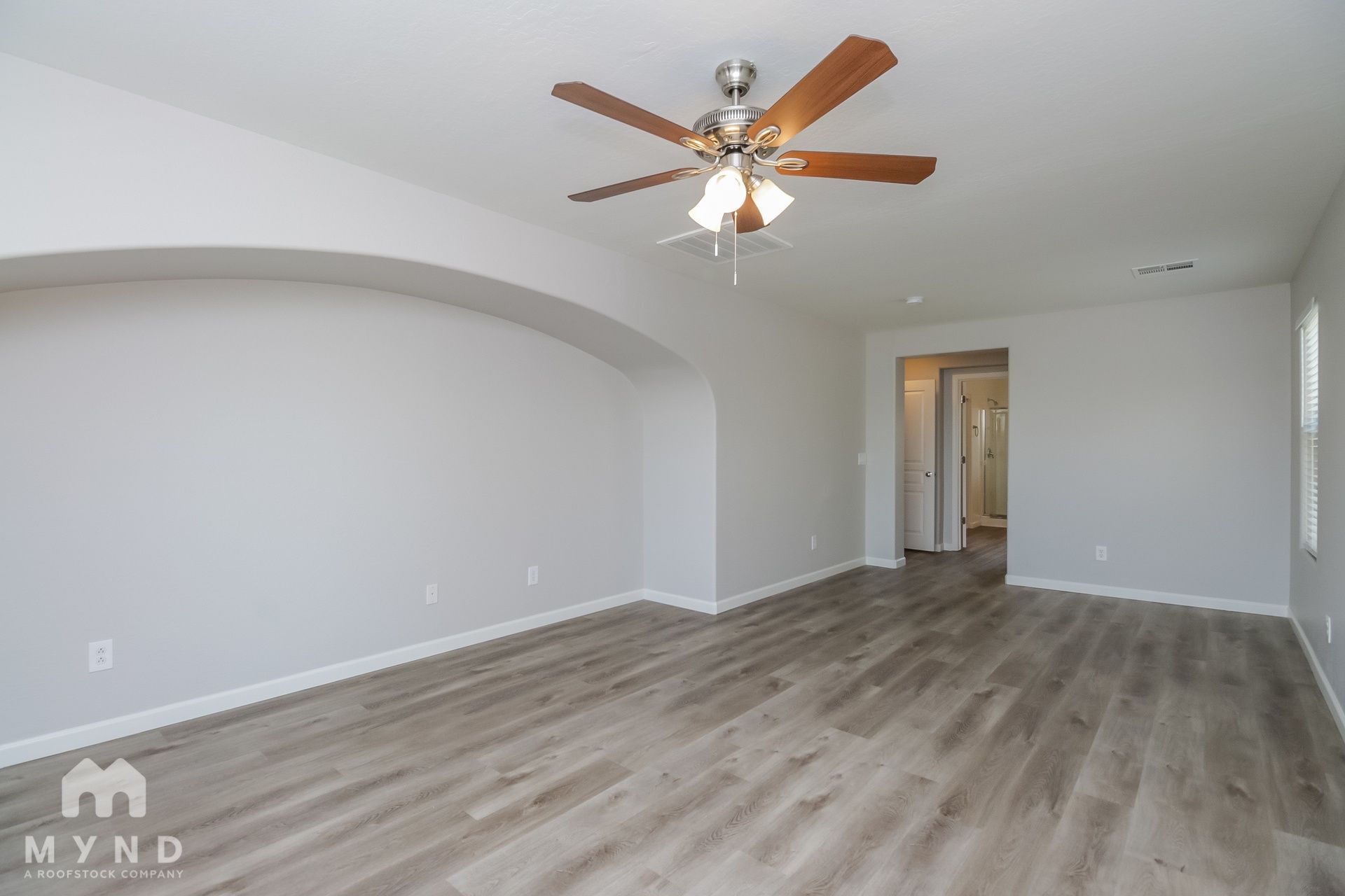 Building Photo - 1635 S Starling Dr