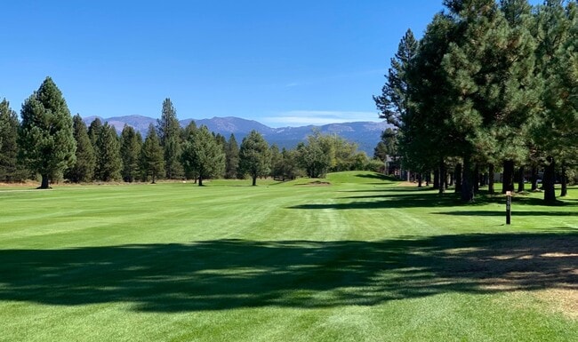 Building Photo - Truckee Pines
