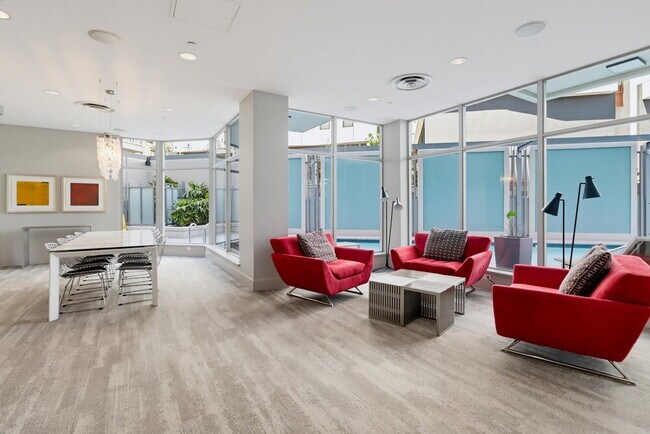 Building Photo - Skyline Views & Sophisticated Corner Living at Aria in Cortez Hill
