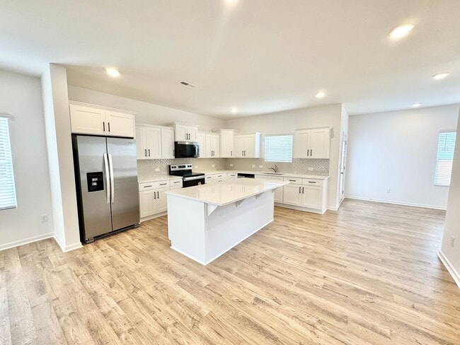 Building Photo - NEW 4 br 2.5 ba  Single Family Home in the Kensington Community - Ready for February Move In