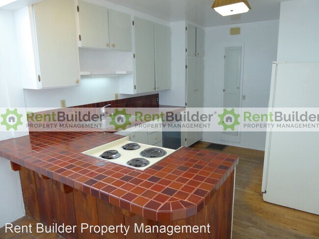 Building Photo - 3 br, 1 bath House - 2917 Santa Clara Ave. SE