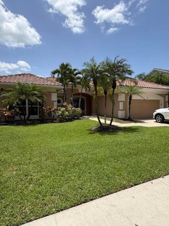Building Photo - 10114 Hunt Club Ln