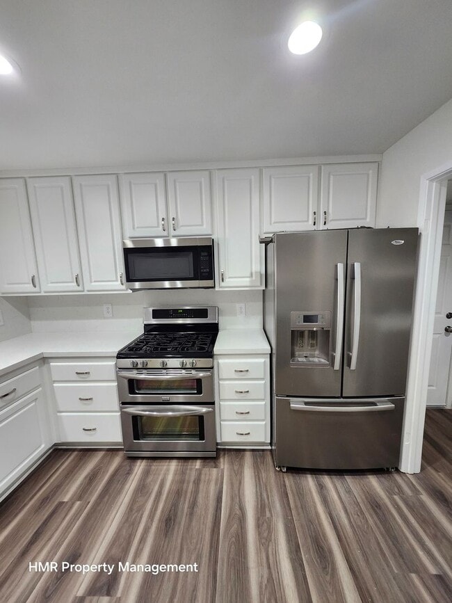 Building Photo - Two story fully remodel home in West Covina..