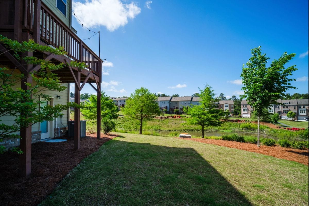 Building Photo - 1595 Ridgebrook Downs