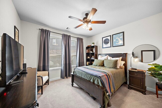 Building Photo - 19103 Heather Downs Ct