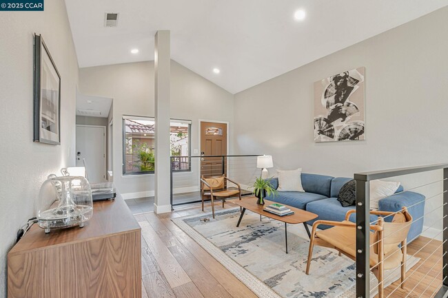 Building Photo - 3043 Tahoe Pl