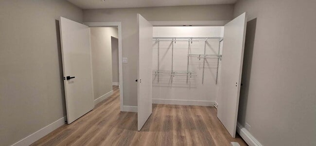 Building Photo - 1851 S Morris Hill Dr