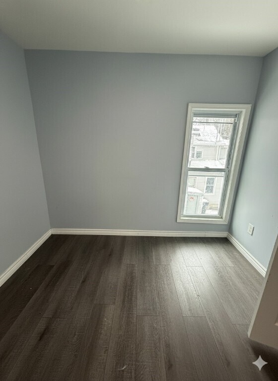 Building Photo - 4 Thorp St