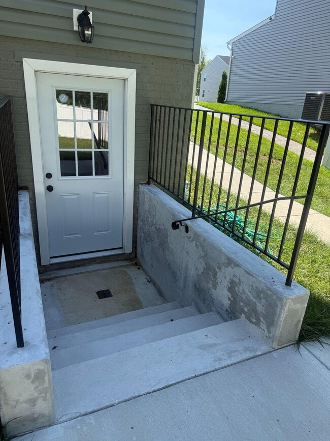 Building Photo - 512 Rivers Edge Dr
