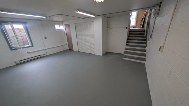 Building Photo - Trinidad Rental