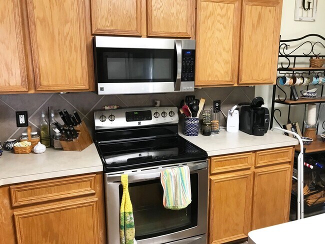Building Photo - 4-Bedroom House for Rent in Harker Heights