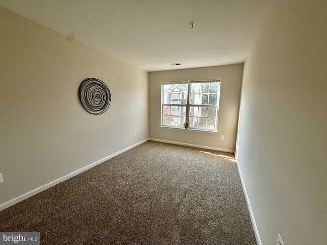 Building Photo - 8868 Goose Landing Cir