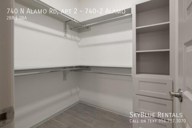 Building Photo - 740 N Alamo Rd