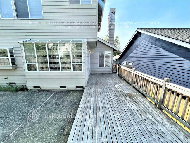 Building Photo - 746 S 32nd St