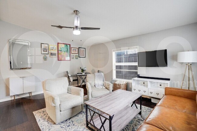 Building Photo - 5712 Hudson St