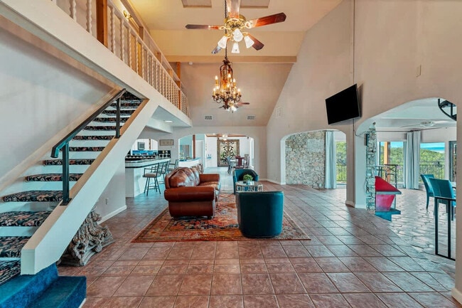 Primary Photo - 1175 O C Trout Dr