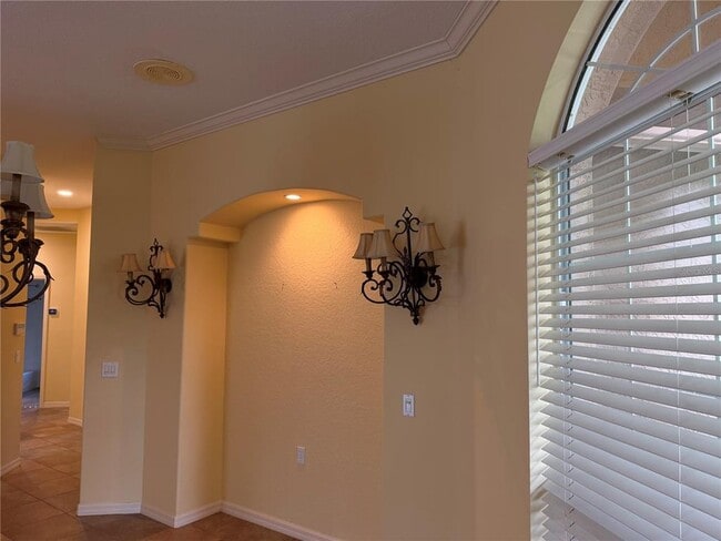 Building Photo - 8544 Park Shore Ln