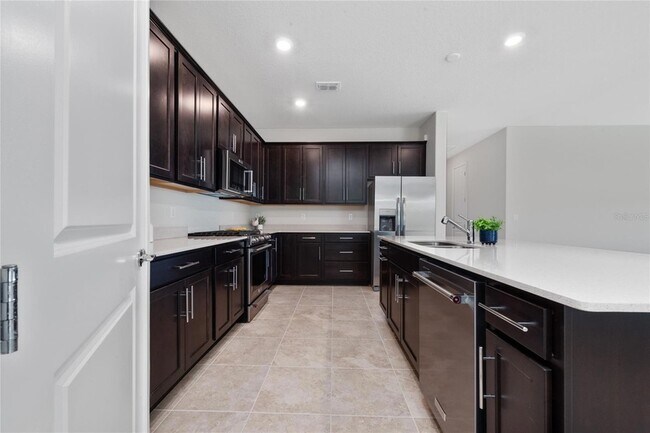 Building Photo - 13270 Panama Beach Ct
