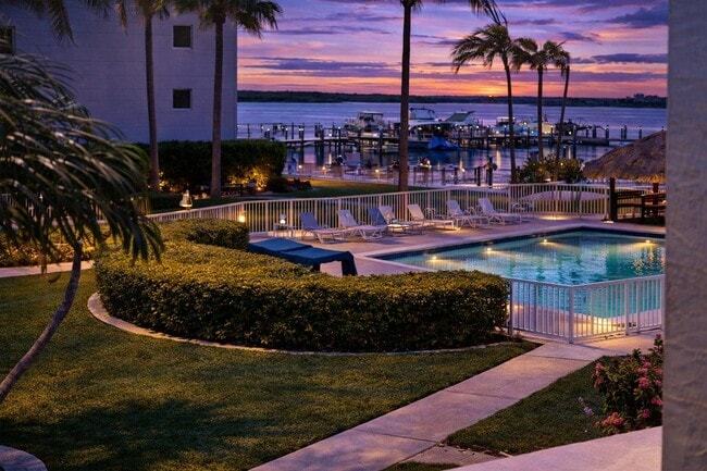 Building Photo - 1300 Seaway Dr