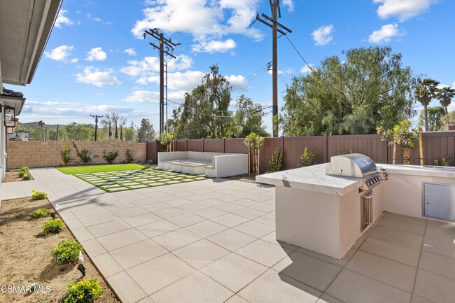Building Photo - 361 Toyon Ct