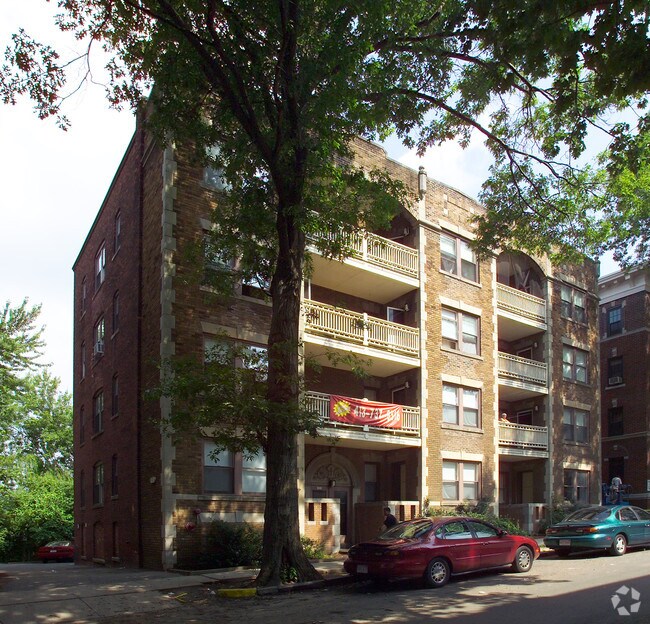 Building Photo - City View Commons II