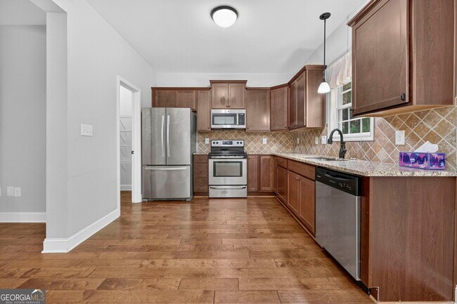 Building Photo - 1849 Blackstone Way