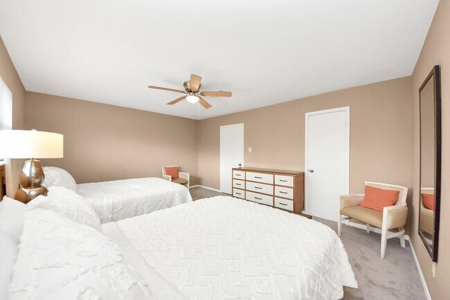 Building Photo - 6710 Biggs Ct