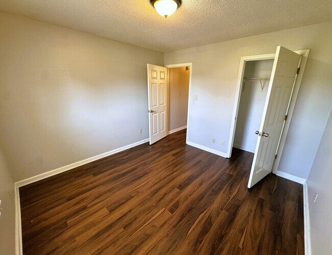 Building Photo - 2819 Hidden Creek Cove