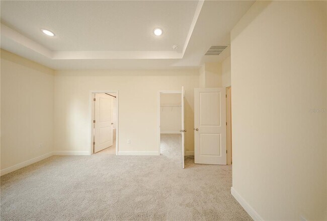 Building Photo - 1447 Kissimmee Dr