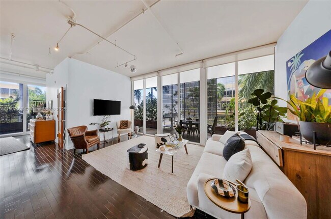 Building Photo - 1700 Meridian Ave