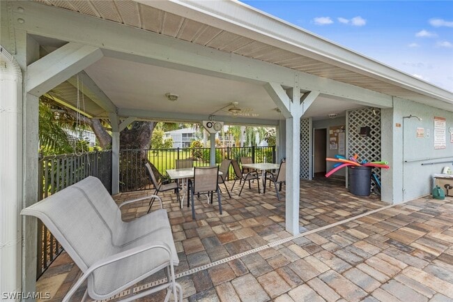 Building Photo - 8130 Summerlin Village Cir